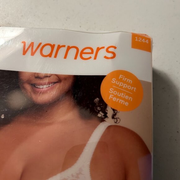 WARNER'S SOFT WIRELESS COMFORT WITH STRETCH BRA SIZE 42C - NEW!!!! - Picture 3 of 12